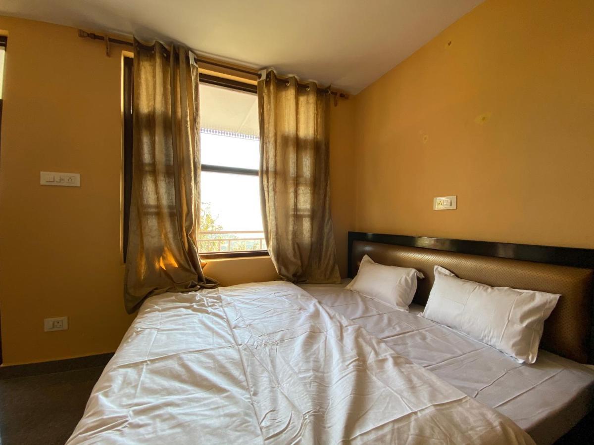מקלוד גאנג' Redeem Cafe & Homestay מראה חיצוני תמונה