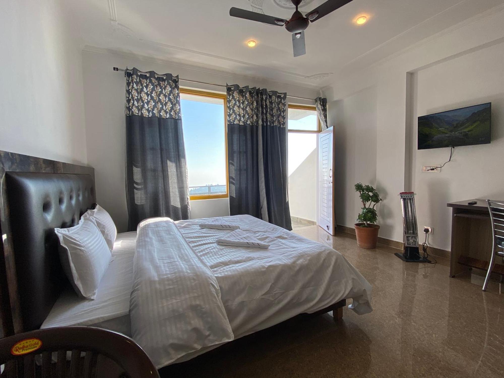 מקלוד גאנג' Redeem Cafe & Homestay מראה חיצוני תמונה